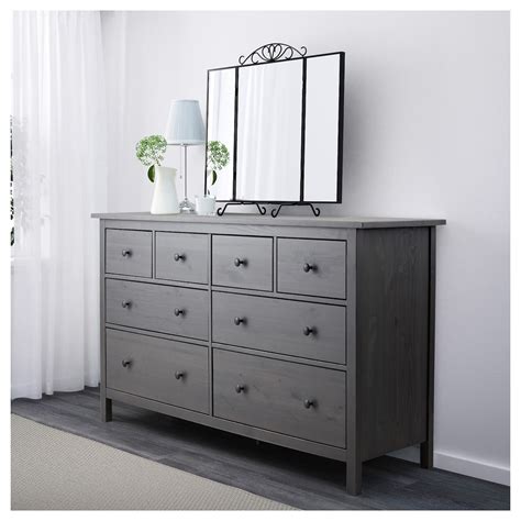 building an ikea HEMNES 8 DRAWER DRESSER (IKEA 